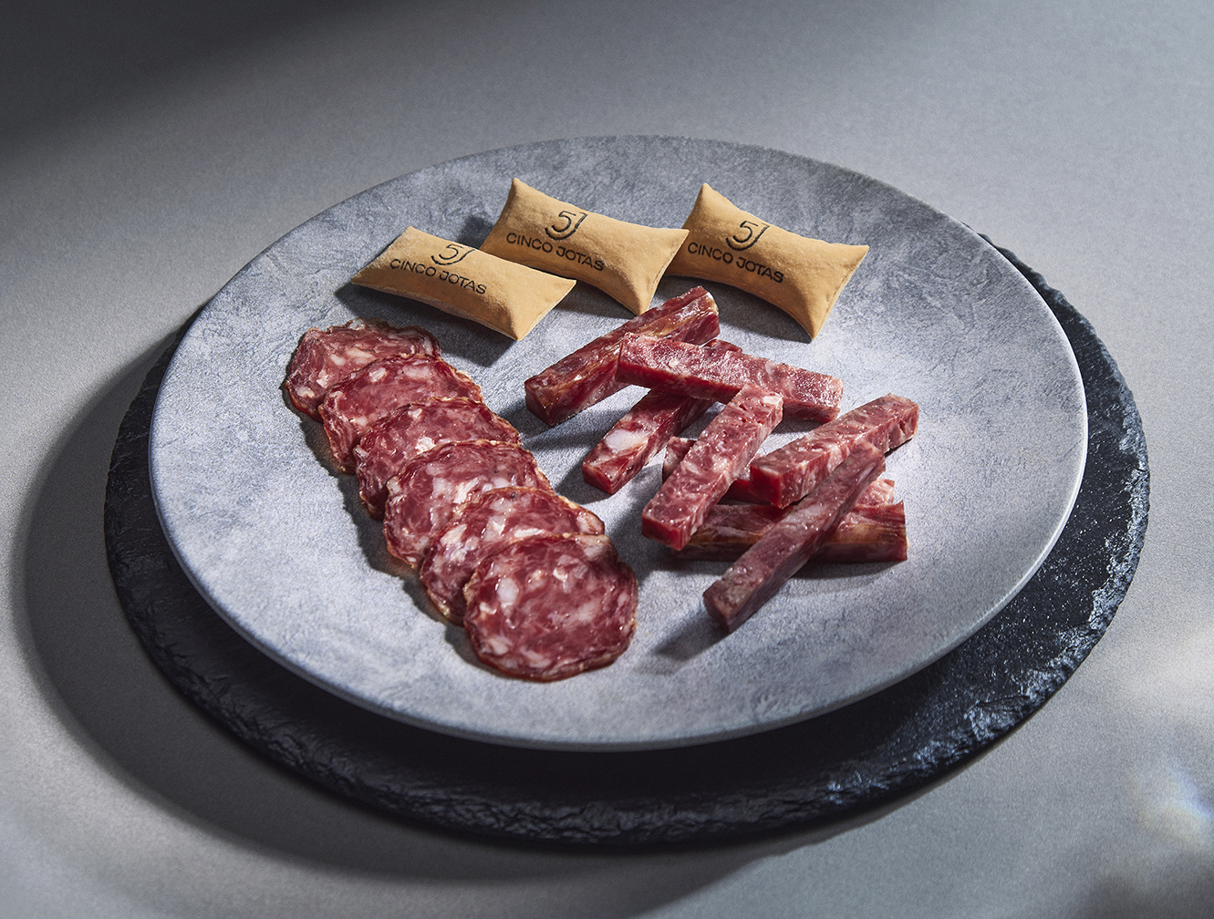 Plato Salchichon Cinco Jotas Plato Salchichon Cinco Jotas